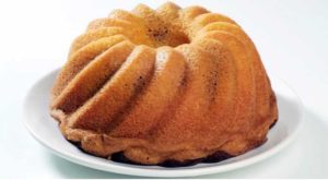 how to keep bundt cake from sticking